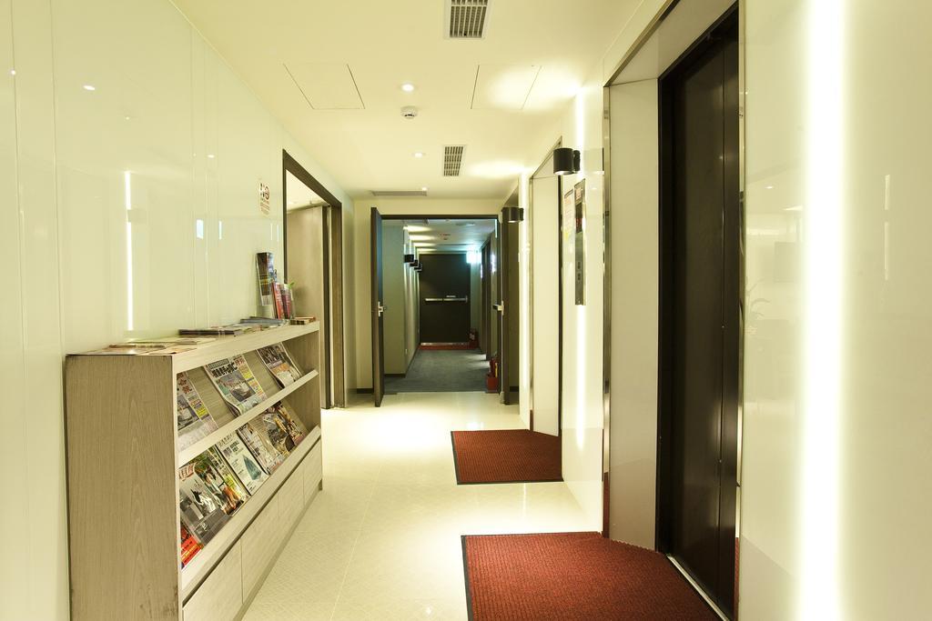 東驛商務旅館 臺北 外观 照片